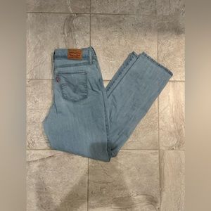 Levi’s Straight Leg Jeans